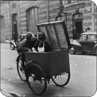 robert doisneau clin doeil au quotidien