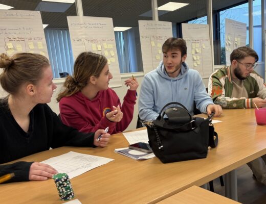 Civique, citoyen et collectif